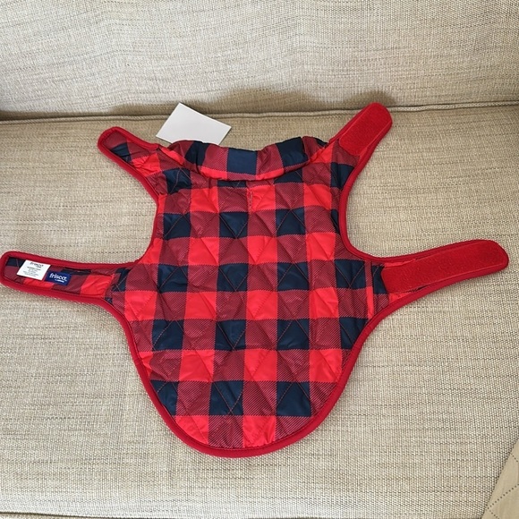 Reversible Quilted Pet Vest in Red/Black Check and Cream - Picture 3 of 11